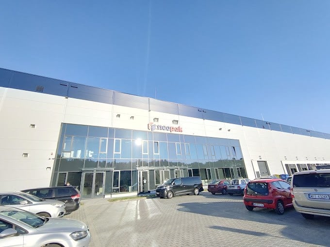NEOPAK Gebäude in Wolica – Außenansicht