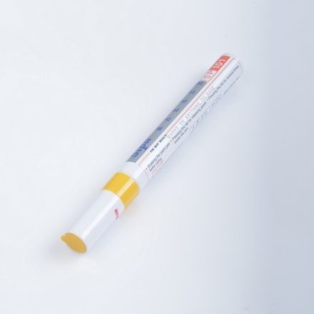 Schreibtisch mit Farbe SP101 Medium, Ölmarker gelb 1-3 mm